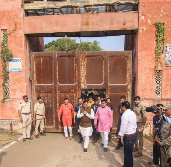 CM Dr. Mohan Yadav